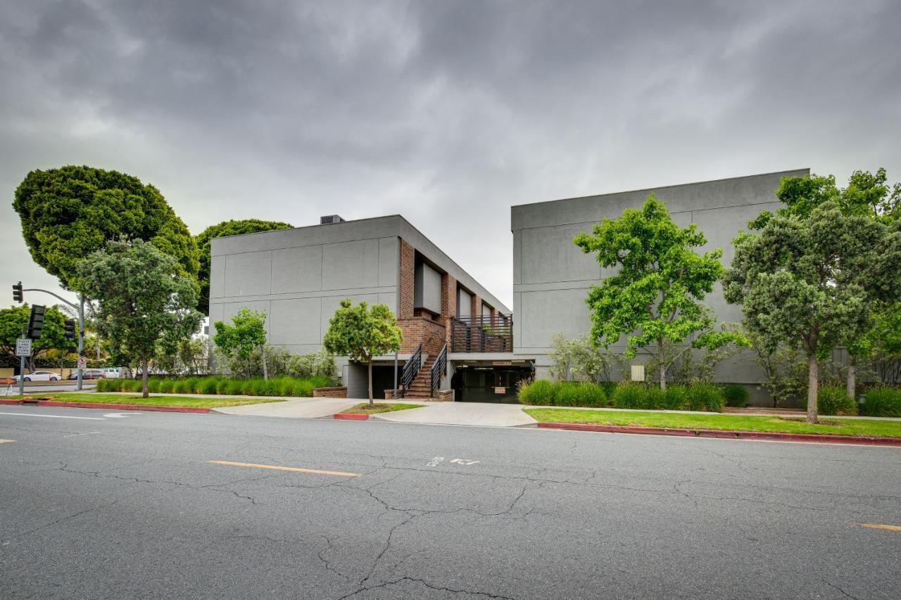 Modern Beverly Hills Townhome 5 Mi To Hollywood! Лос-Анджелес Экстерьер фото